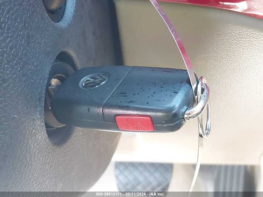 2014 Volkswagen Beetle 1.8T VIN: 3VWJ07AT6EM659059 Lot: 39513171