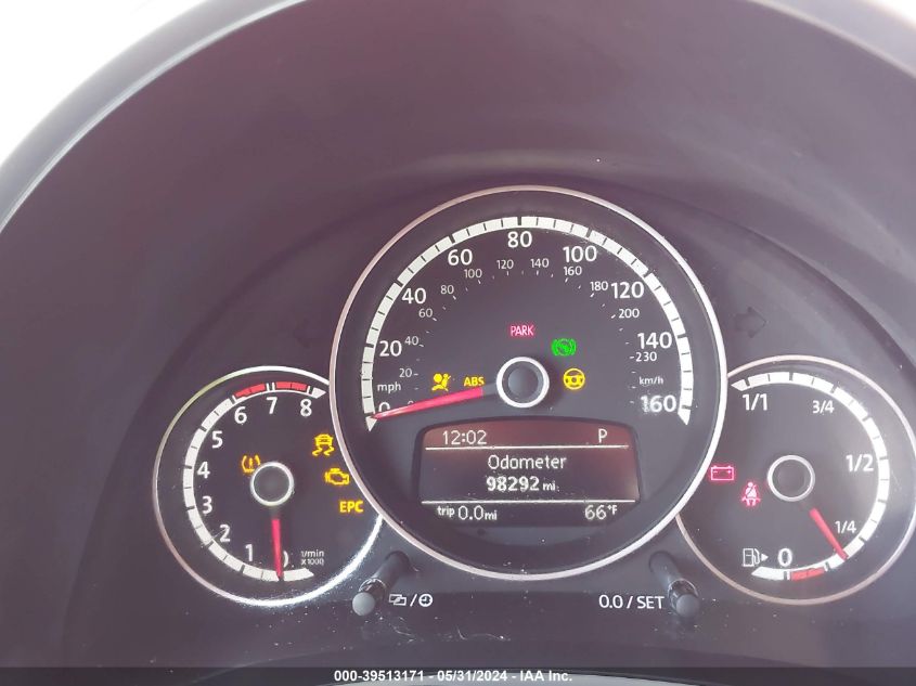 2014 Volkswagen Beetle 1.8T VIN: 3VWJ07AT6EM659059 Lot: 39513171