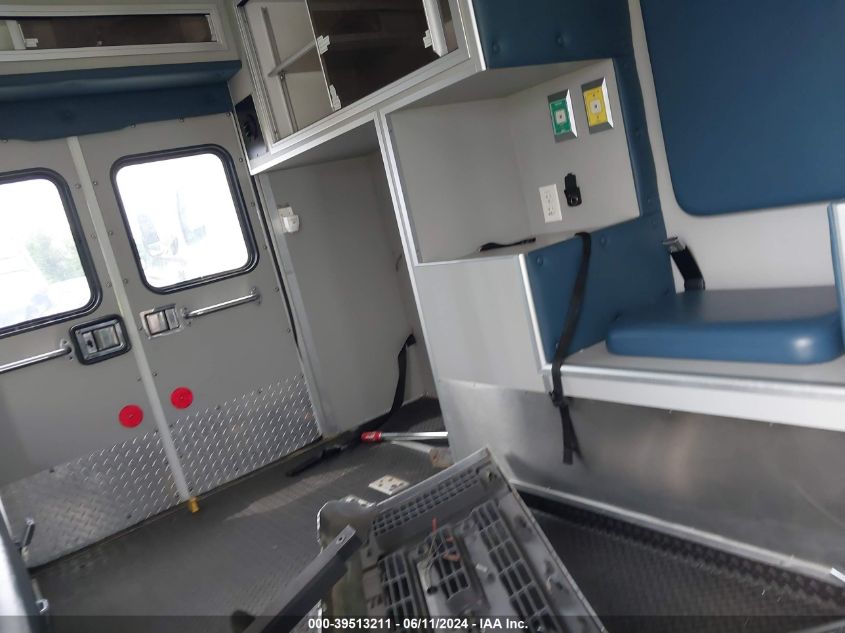 2010 Ford E-350 Cutaway VIN: 1FDWE3FP5ADA31171 Lot: 39513211