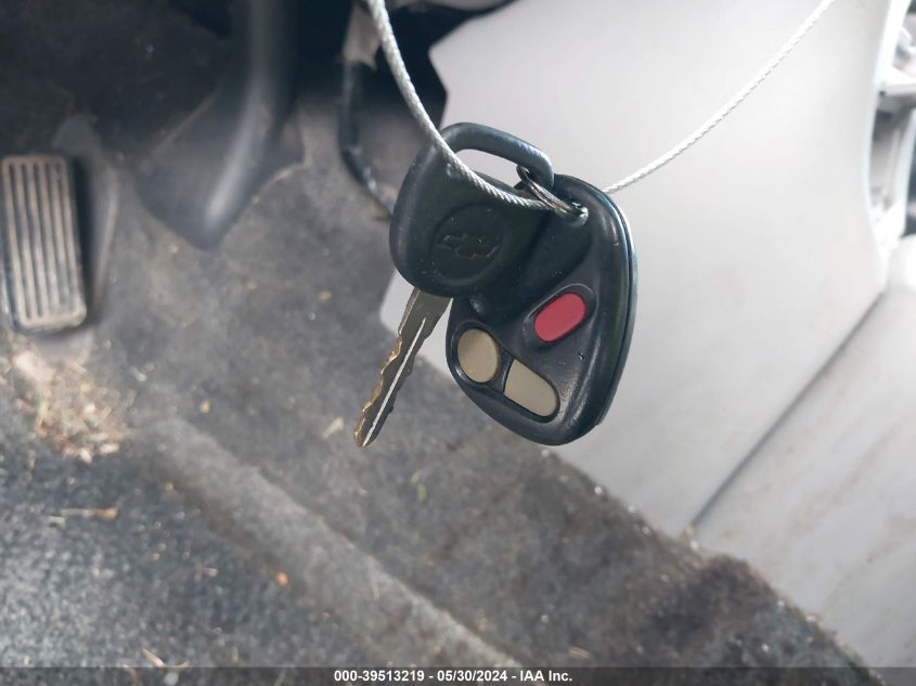 2001 Chevrolet Tahoe Lt VIN: 1GNEK13T01R117433 Lot: 39513219