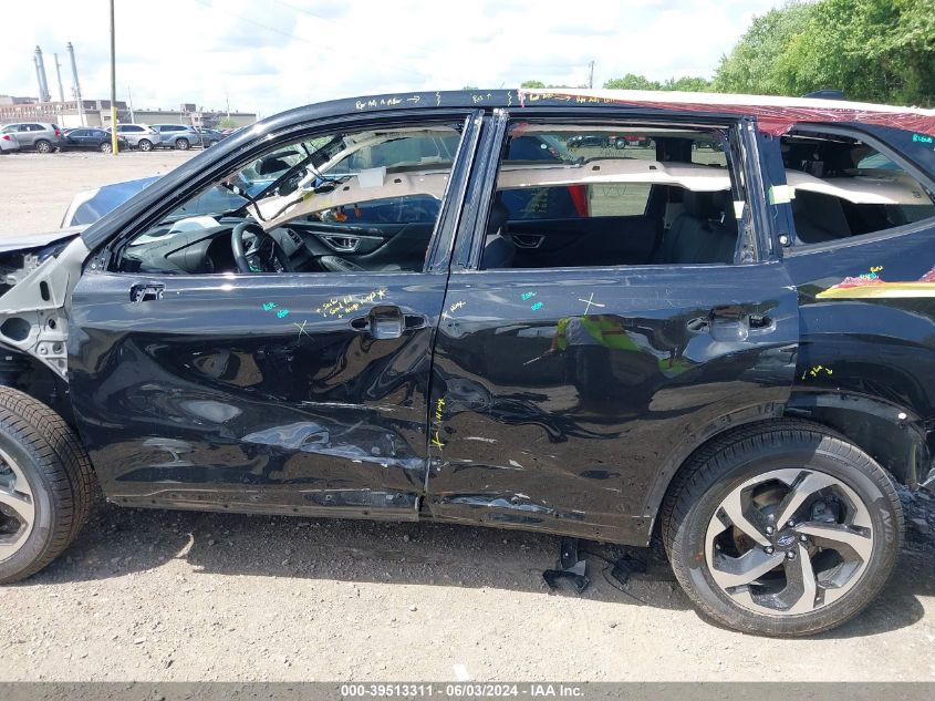 2022 Subaru Forester Touring VIN: JF2SKARCXNH407243 Lot: 39513311