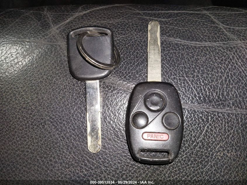 2004 Honda Accord 3.0 Ex VIN: 1HGCM66884A065732 Lot: 39513534