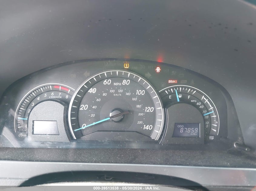 2014 Toyota Camry Le VIN: 4T4BF1FK4ER352845 Lot: 39513538