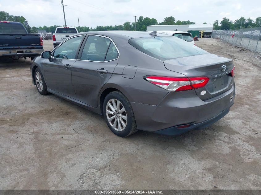 2019 Toyota Camry Le VIN: 4T1B11HK2KU761718 Lot: 39513669