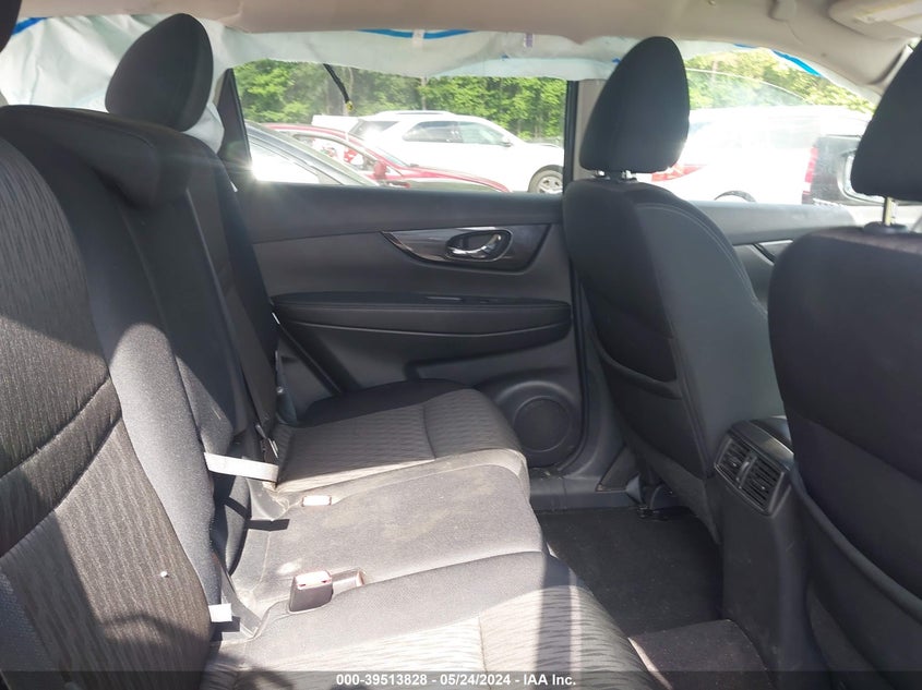 2017 Nissan Rogue S VIN: 5N1AT2MT7HC821050 Lot: 39513828