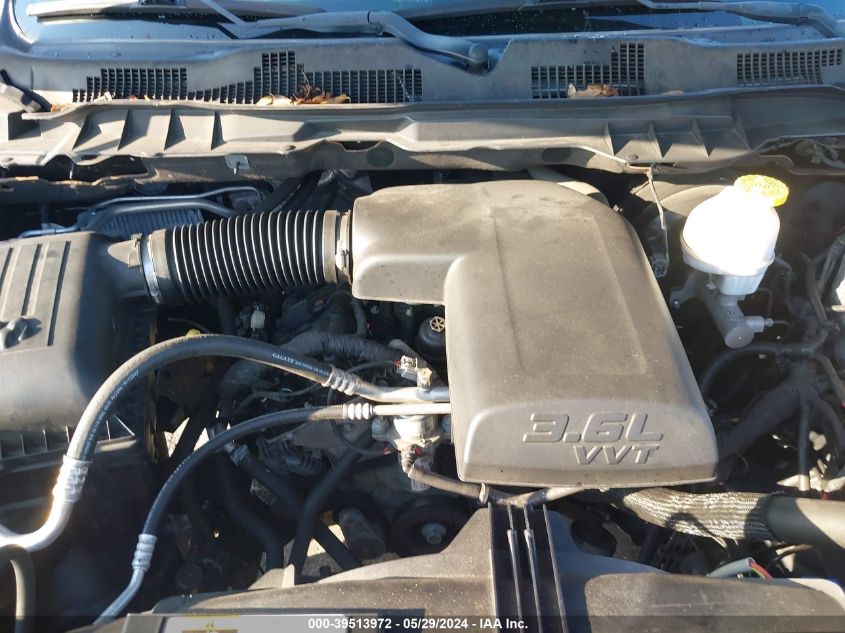 2018 Ram 1500 Express 4X2 5'7 Box VIN: 1C6RR6KG8JS299860 Lot: 39513972