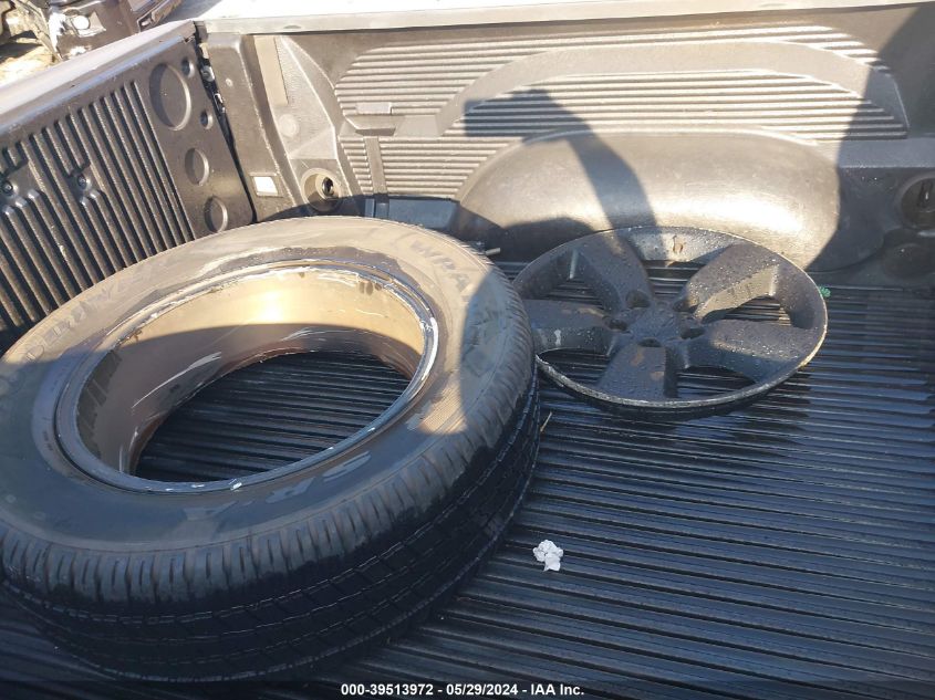 2018 Ram 1500 Express 4X2 5'7 Box VIN: 1C6RR6KG8JS299860 Lot: 39513972