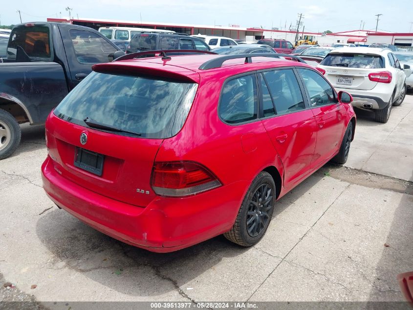 2013 VOLKSWAGEN JETTA SPORTWAGEN 2.5L S - 3VWPP7AJ1DM669176