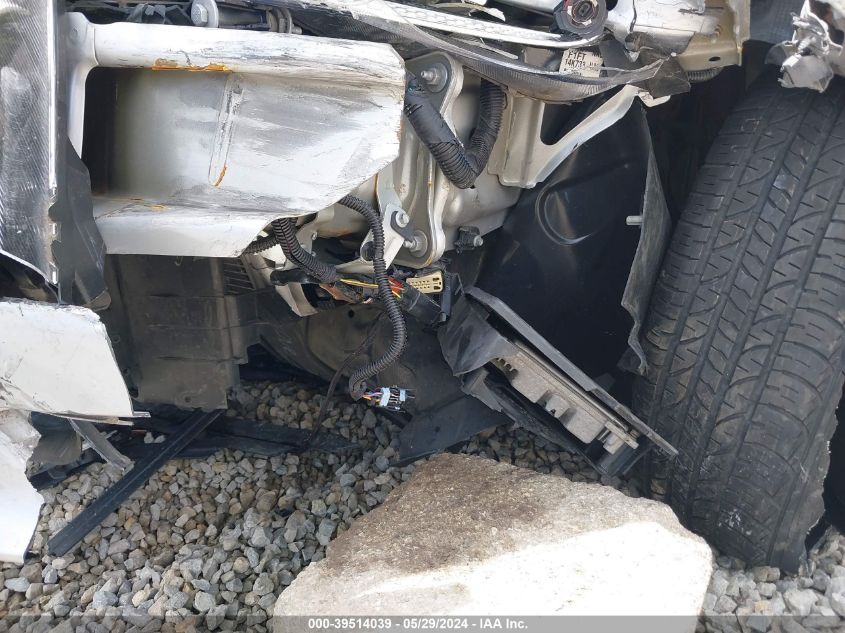 2017 Ford Focus S VIN: 1FADP3E21HL332098 Lot: 39514039