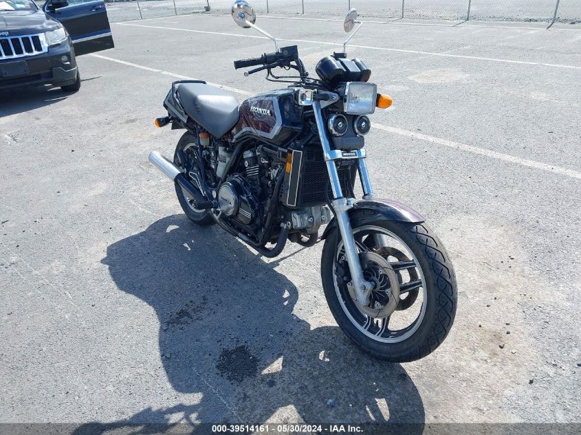 HONDA VF1100 1984. Lot# 39514161. VIN 1HFSC1704EA003583. Photo 1
