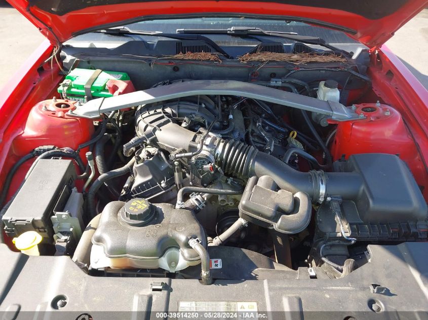 2014 Ford Mustang V6 Premium VIN: 1ZVBP8EM3E5311136 Lot: 39514250