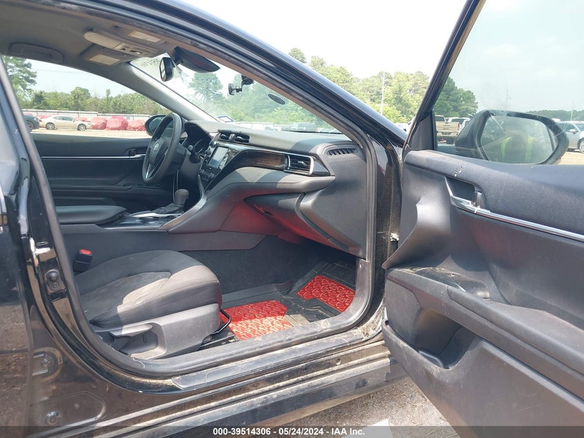 2020 TOYOTA CAMRY LE - 4T1L11AKXLU500675