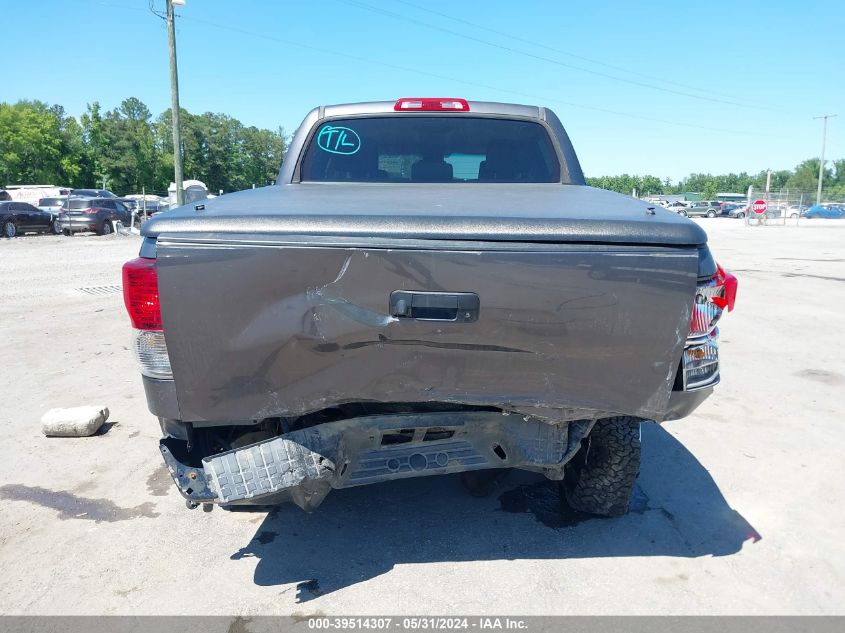 2012 Toyota Tundra Grade 5.7L V8 VIN: 5TFDY5F13CX211972 Lot: 39514307