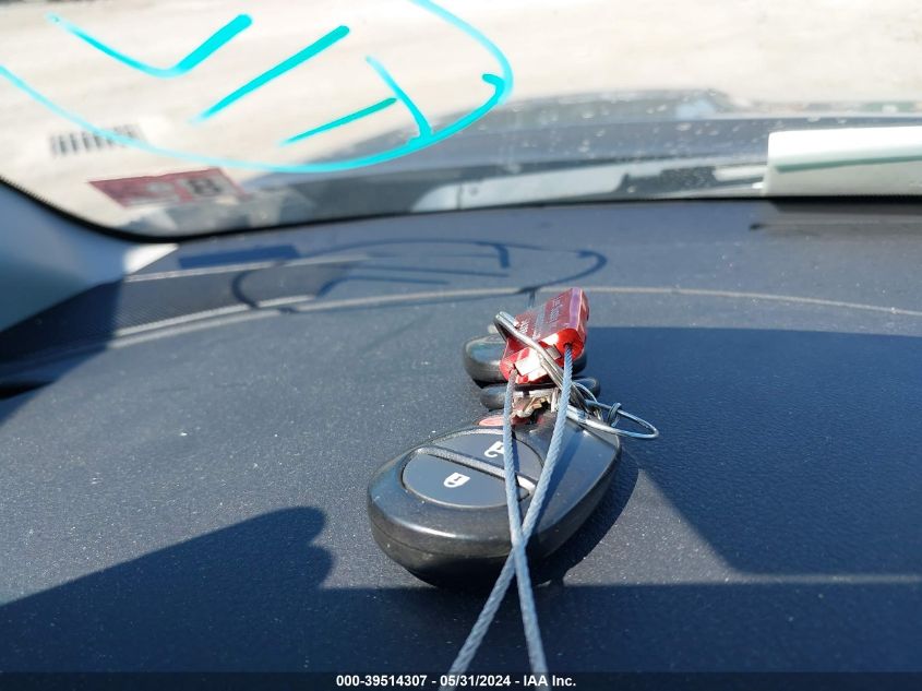 2012 Toyota Tundra Grade 5.7L V8 VIN: 5TFDY5F13CX211972 Lot: 39514307