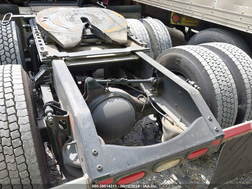 2016 Volvo Vn Vnl VIN: 4V4NC9EJ5GN962959 Lot: 39514311