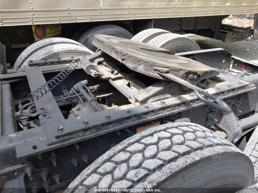 2016 Volvo Vn Vnl VIN: 4V4NC9EJ5GN962959 Lot: 39514311