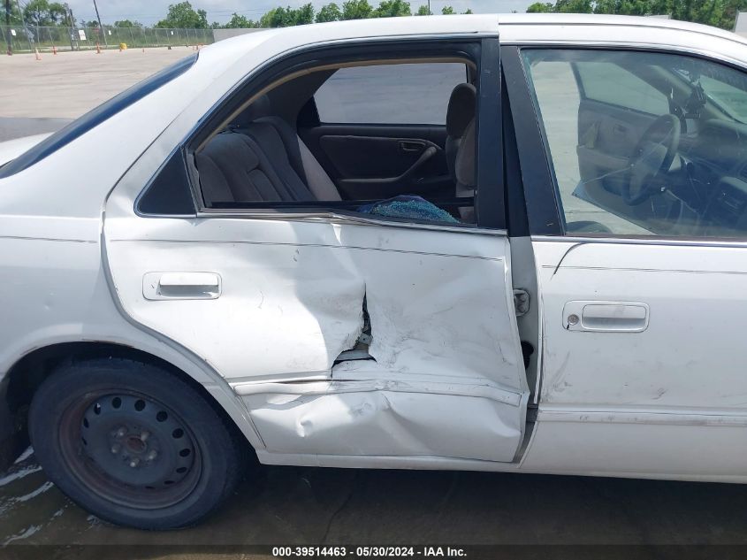 1999 Toyota Camry Le VIN: JT2BG22K7X0322944 Lot: 39514463