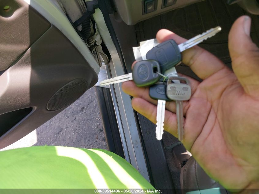 2001 Toyota 4Runner Limited V6 VIN: JT3HN87R010329147 Lot: 39514496