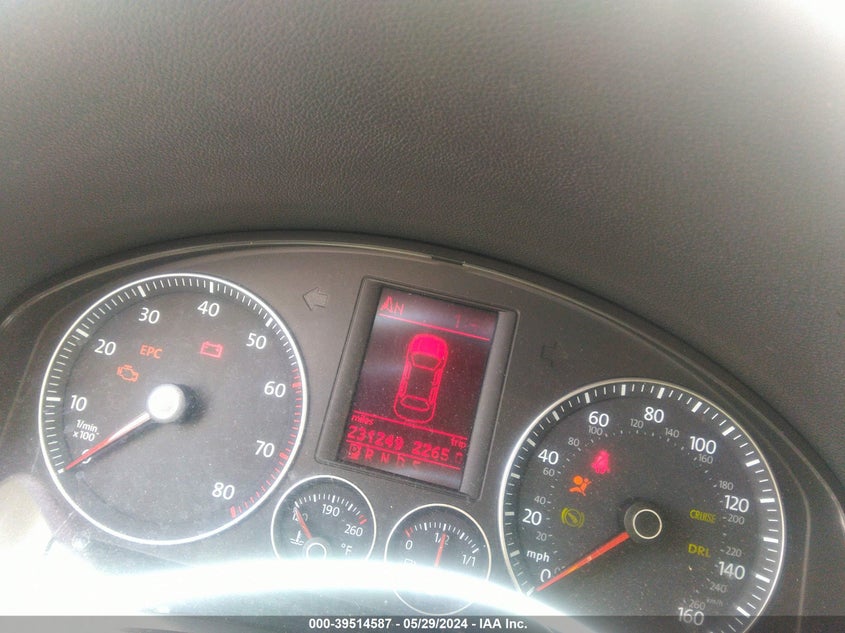 2005 Volkswagen Jetta 2.5 VIN: 3VWSF71K05M601409 Lot: 39514587