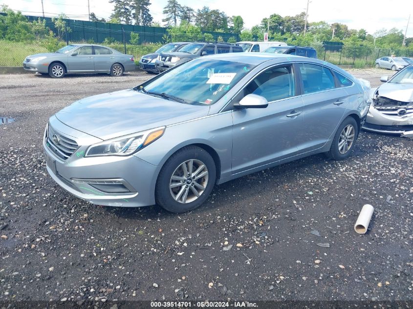 5NPE24AF1FH126891 2015 HYUNDAI SONATA - Image 2