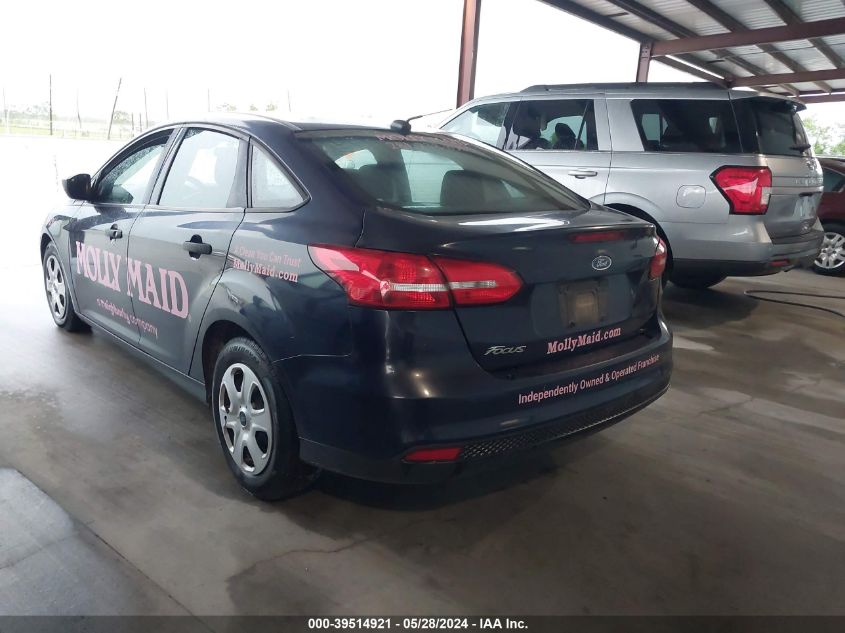 2018 Ford Focus S VIN: 1FADP3E21JL204336 Lot: 39514921