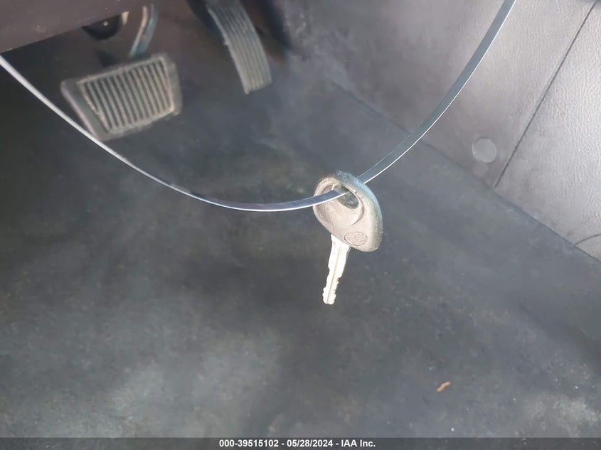 2011 Hyundai Santa Fe Limited VIN: 5XYZK3AB9BG013068 Lot: 39515102