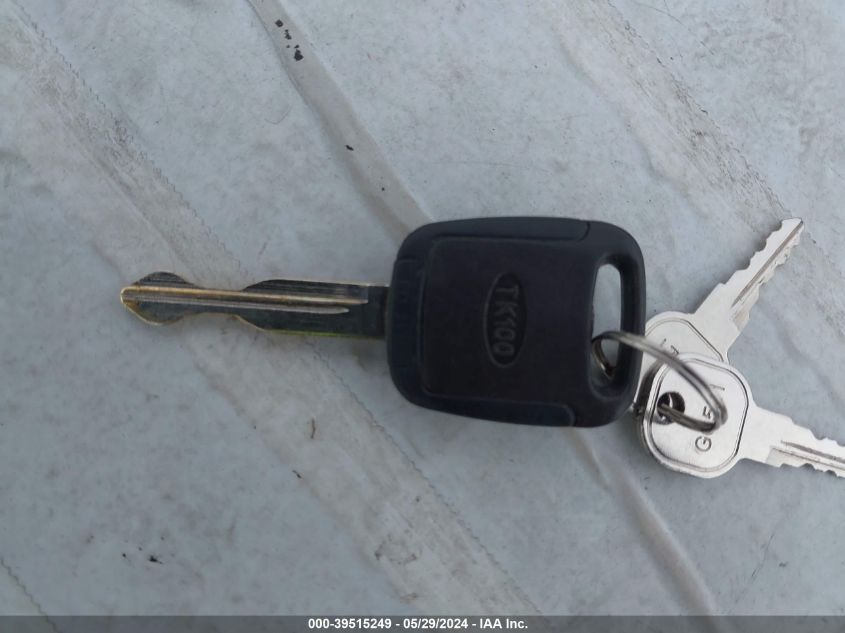 2005 Ford F-150 Stx/Xl/Xlt VIN: 1FTRF12265NB72067 Lot: 39515249