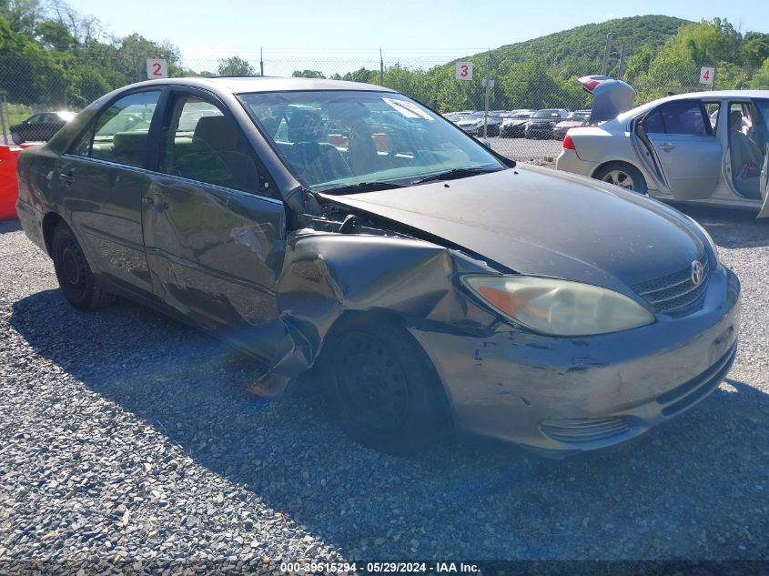 2004 Toyota Camry Le VIN: 4T1BE32K24U801999 Lot: 39515294