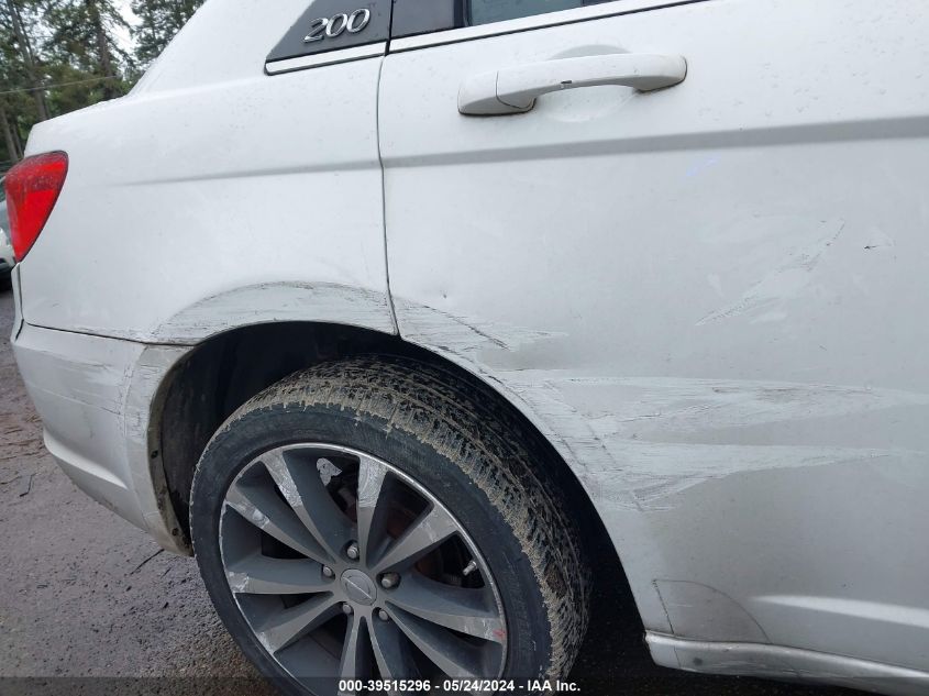 2013 Chrysler 200 Lx VIN: 1C3CCBAB7DN671470 Lot: 39515296