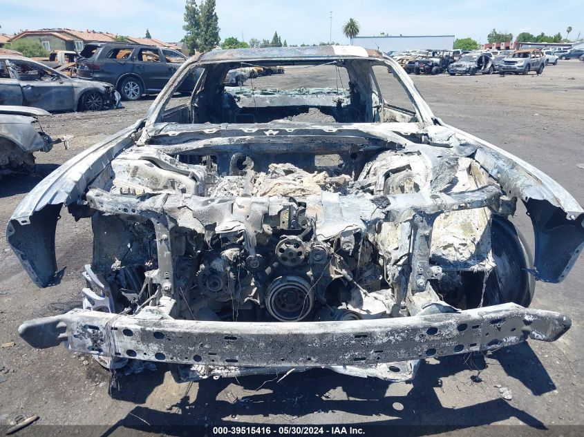 2015 Dodge Challenger Srt 392 VIN: 2C3CDZDJ3FH877972 Lot: 39515416