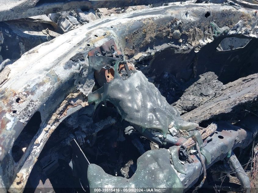 2015 Dodge Challenger Srt 392 VIN: 2C3CDZDJ3FH877972 Lot: 39515416