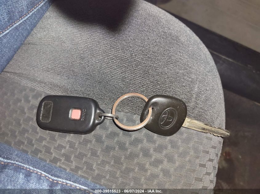 2005 Toyota Corolla S VIN: 2T1BR32E25C445989 Lot: 39515523