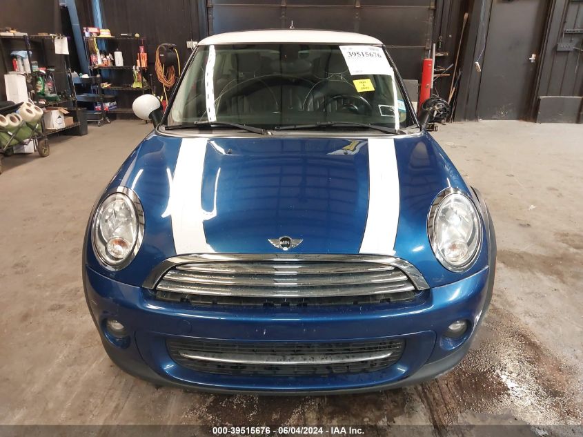 2013 Mini Hardtop Cooper VIN: WMWSU3C5XDT372694 Lot: 39515676