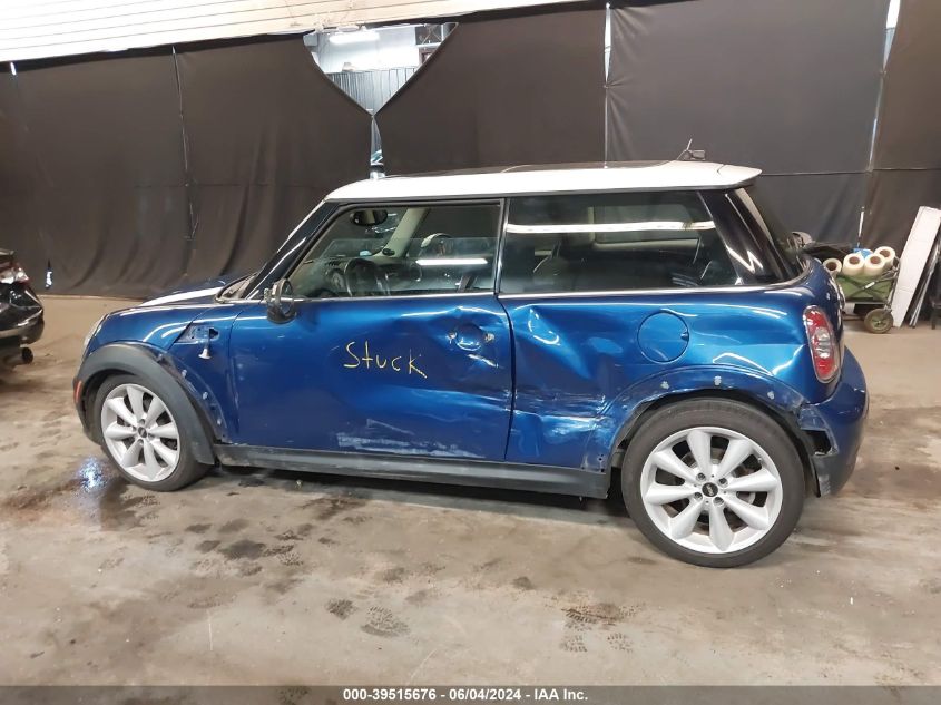 2013 Mini Hardtop Cooper VIN: WMWSU3C5XDT372694 Lot: 39515676