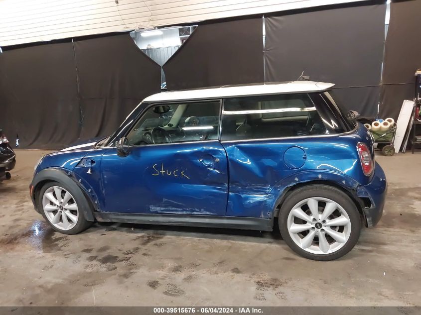 2013 Mini Hardtop Cooper VIN: WMWSU3C5XDT372694 Lot: 39515676