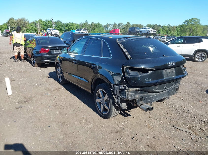 2015 Audi Q3 2.0T Premium Plus VIN: WA1EFCFS1FR005236 Lot: 39515709