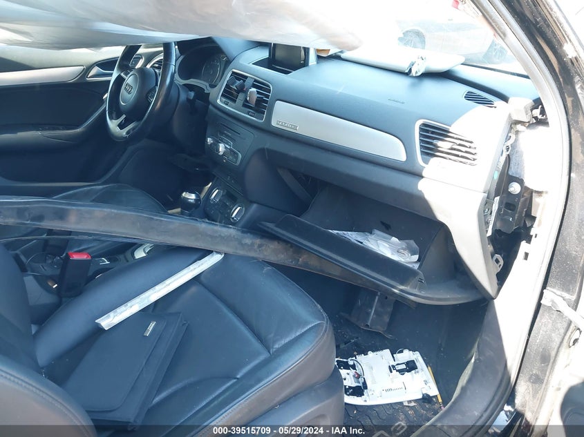 2015 Audi Q3 2.0T Premium Plus VIN: WA1EFCFS1FR005236 Lot: 39515709