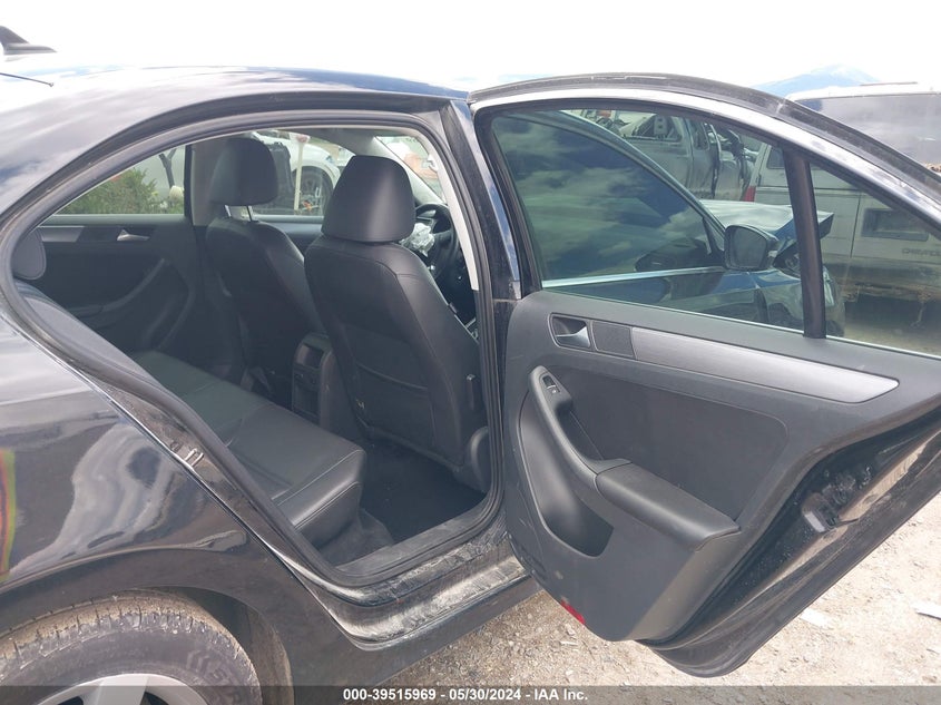 2013 Volkswagen Jetta 2.0L Tdi VIN: 3VWLL7AJ9DM405049 Lot: 39515969