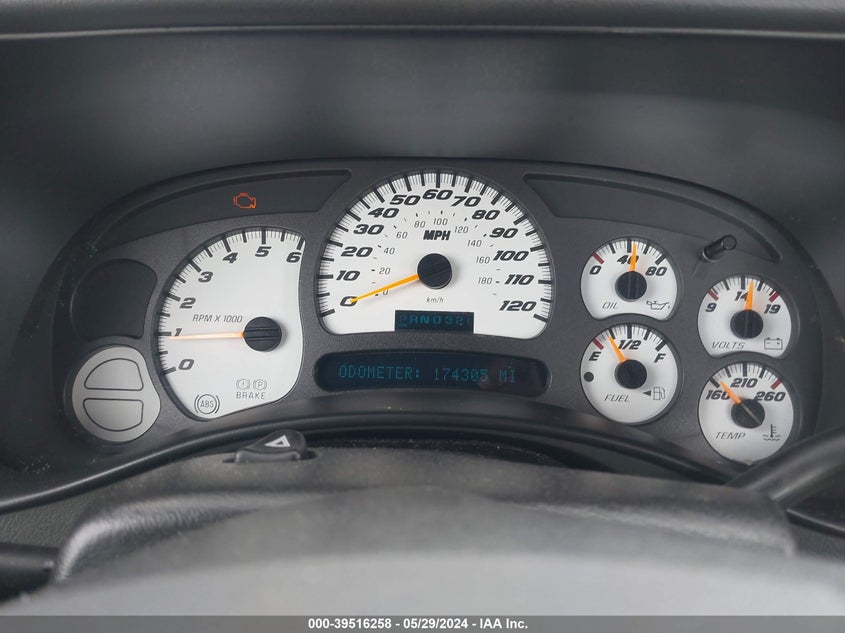 2004 Chevrolet Silverado 1500 Ls VIN: 1GCEK14T44Z251793 Lot: 39516258