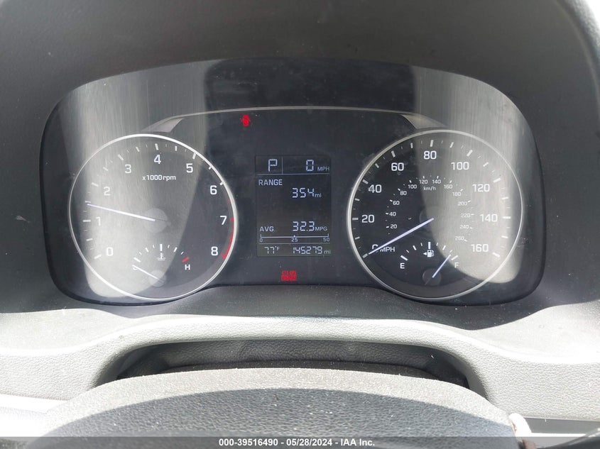 VIN 5NPD74LF7HH139738 2017 HYUNDAI ELANTRA SE