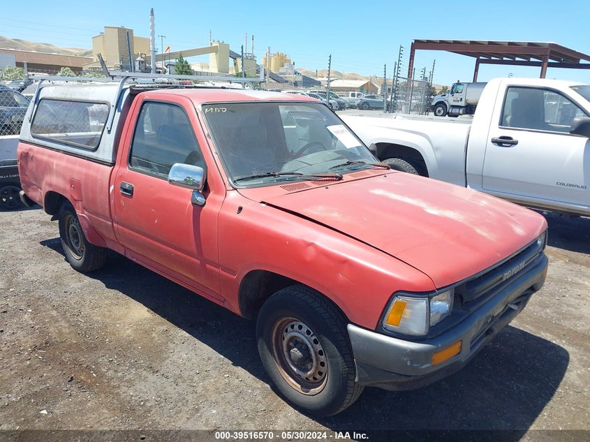 1989 Toyota Pickup 1/2 Ton Sht Wheelbase Dlx VIN: JT4RN81P1K0028590 Lot: 39516570