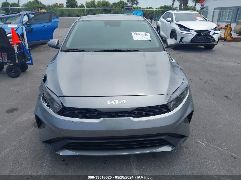 2024 Kia Forte Lxs VIN: 3KPF24AD4RE705014 Lot: 39516625