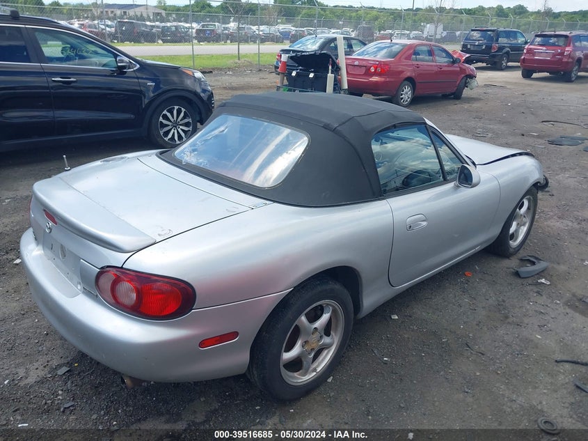 2002 Mazda Mx-5 Miata Cloth/Ls/Se VIN: JM1NB353420230373 Lot: 39516685