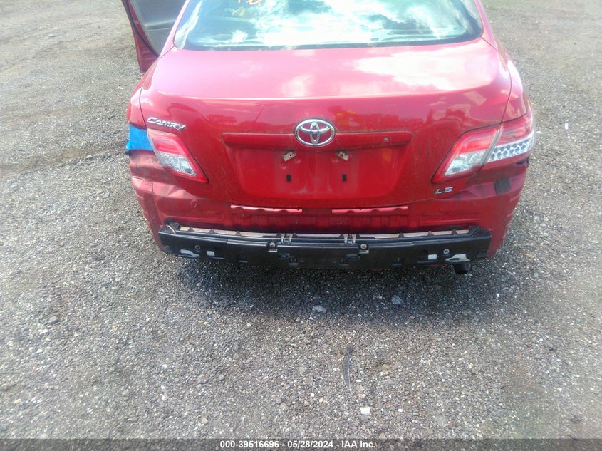 2010 Toyota Camry Le VIN: 4T4BF3EK4AR068199 Lot: 39516696