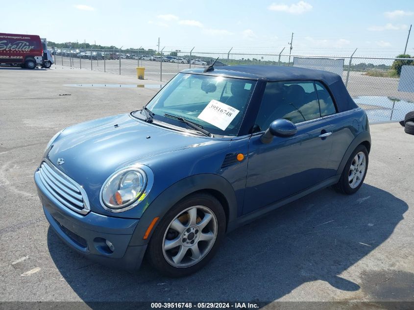 2009 Mini Cooper VIN: WMWMR33559TU95420 Lot: 39516748