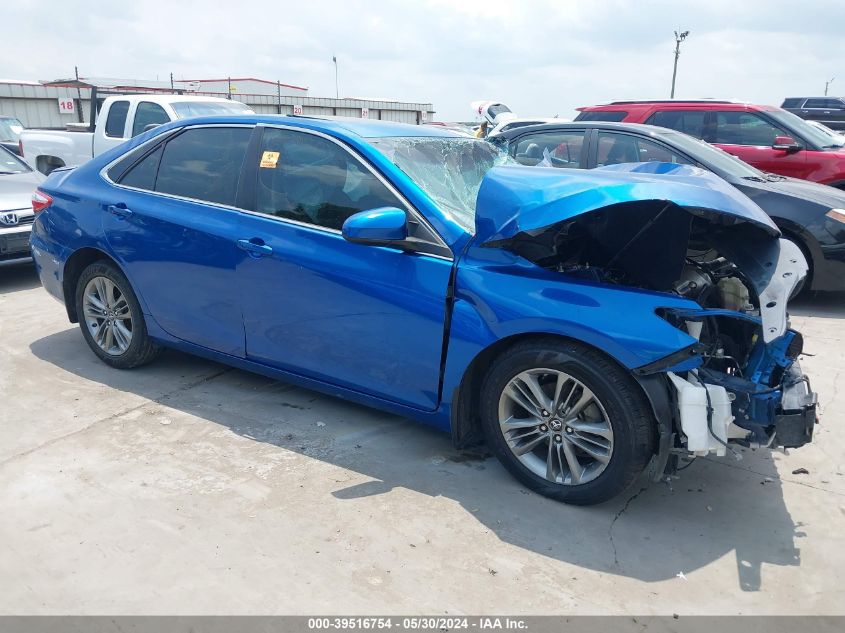 4T1BF1FK2HU615963 2017 TOYOTA CAMRY - Image 1