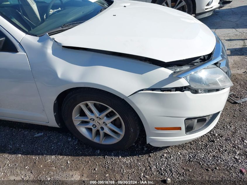 2011 Ford Fusion S VIN: 3FAHP0GA8BR241116 Lot: 39516769