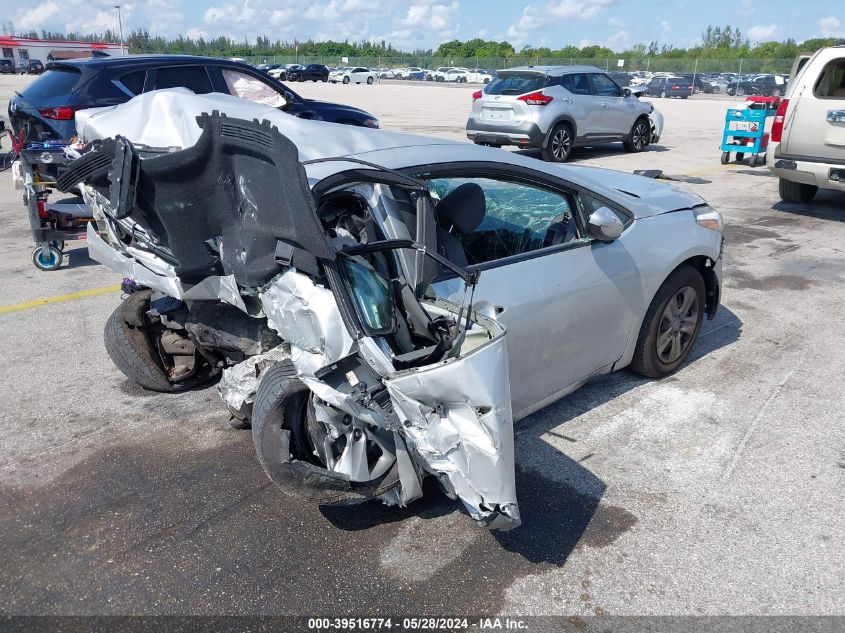 2018 Kia Forte Lx VIN: 3KPFK4A78JE195491 Lot: 39516774