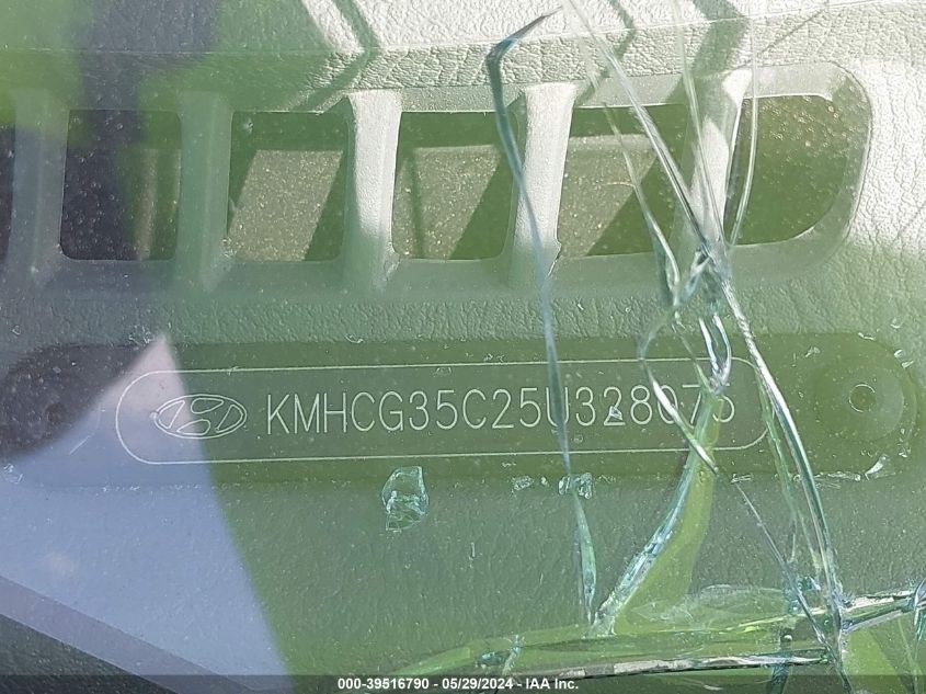 2005 Hyundai Accent Gls/Gt VIN: KMHCG35C25U328075 Lot: 39516790