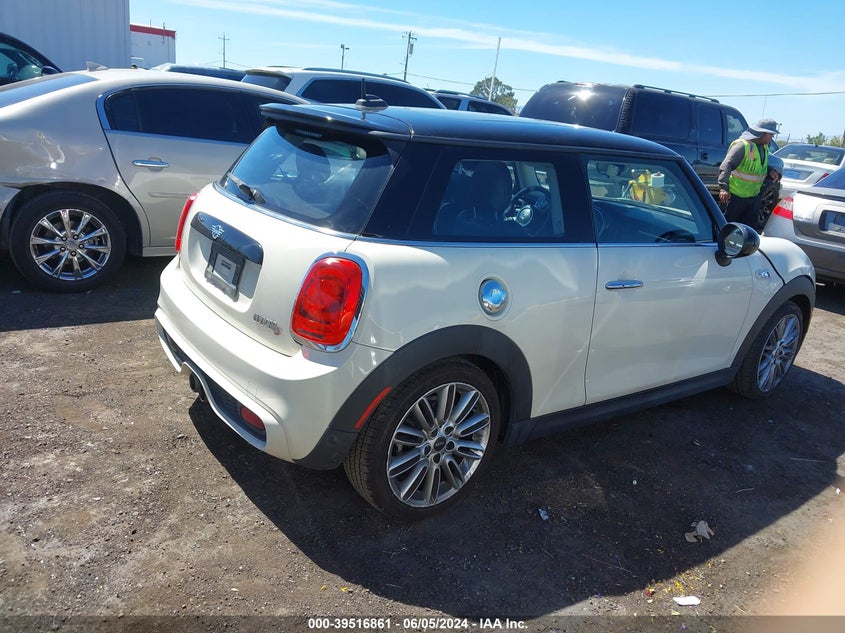 2019 Mini Hardtop Cooper S VIN: WMWXP7C56K2A54016 Lot: 39516861